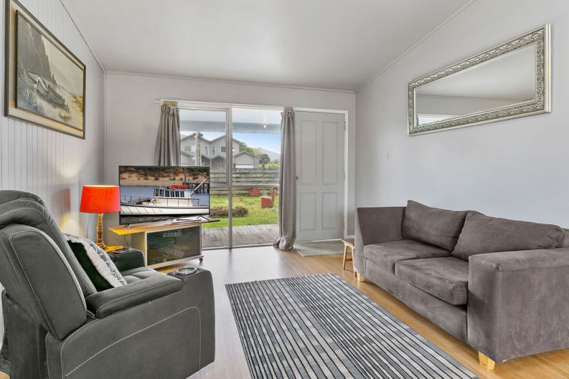 5 McLennan Street Apollo Bay VIC, Apollo Bay - Thumbnail 2