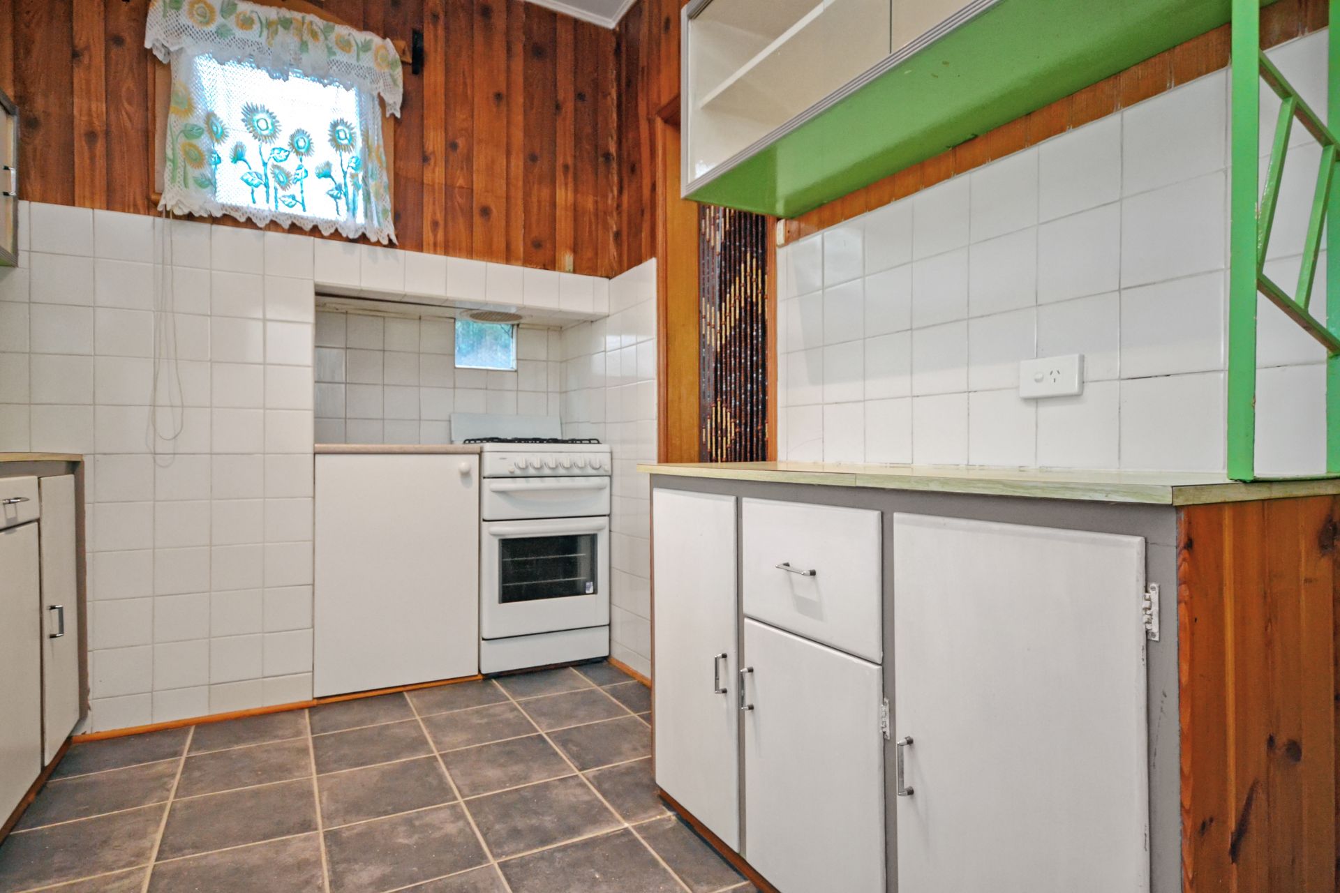 DELIGHTFUL HOME IN A FANTASTIC POSITION