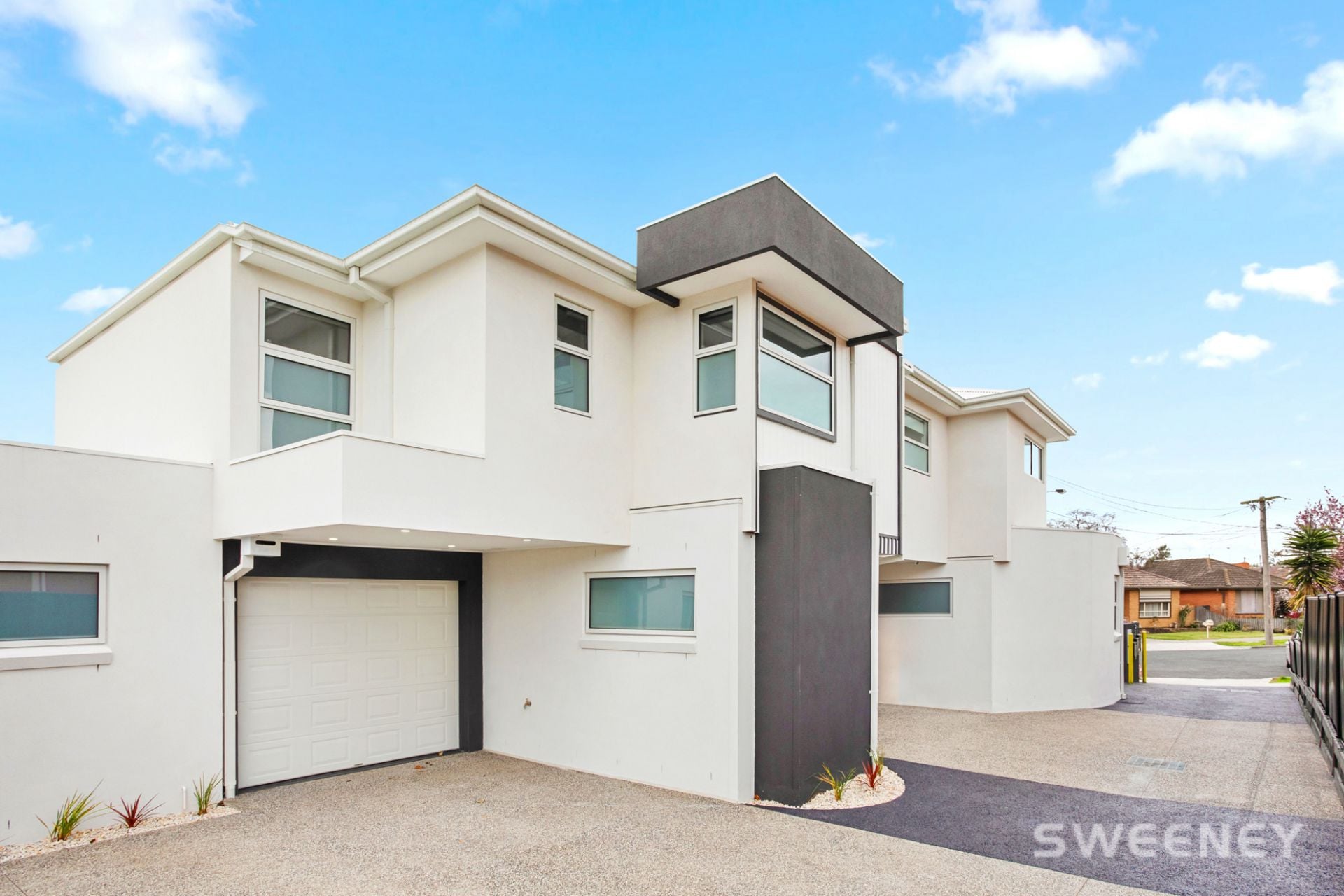 2/13 Dean Court, Altona North - Thumbnail 2