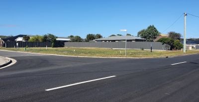 1 & 2/38 Club Drive, Shearwater, Shearwater - Thumbnail 4