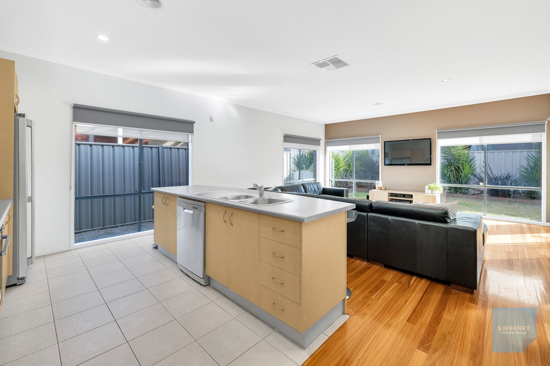 9 Reigate Street, Caroline Springs - Thumbnail 7