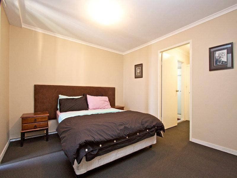 11/34 Musgrave Street 'Centre Ct', KIRRA, ' Kirra - Thumbnail 6