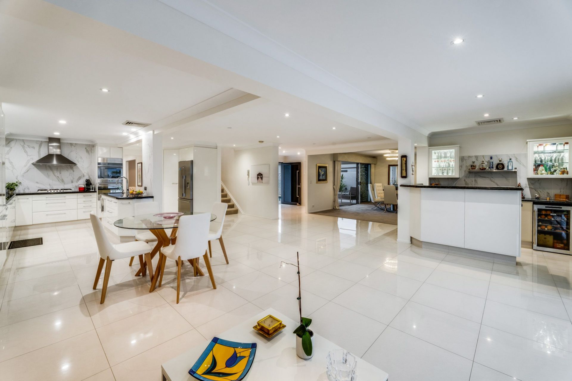 $ 2,538,000, Broadbeach Waters - Thumbnail 8