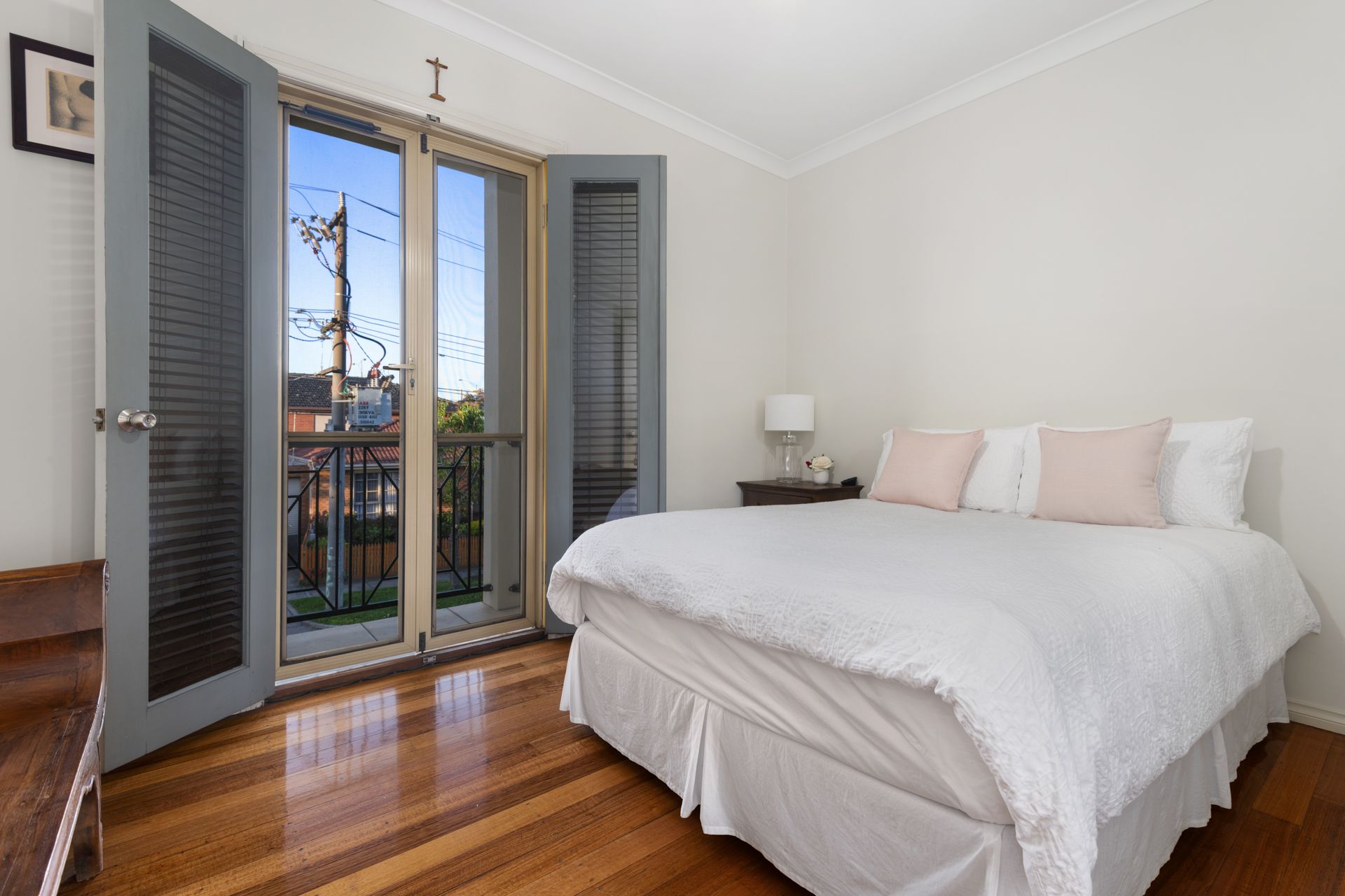 LIFESTYLE LOCATION, CITY VIEWS