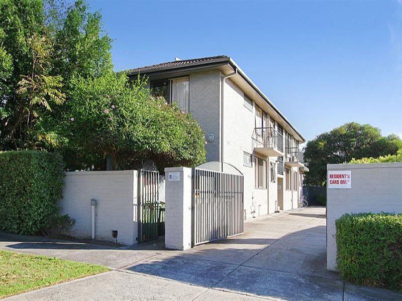 CHARMING SPACIOUS UNIT