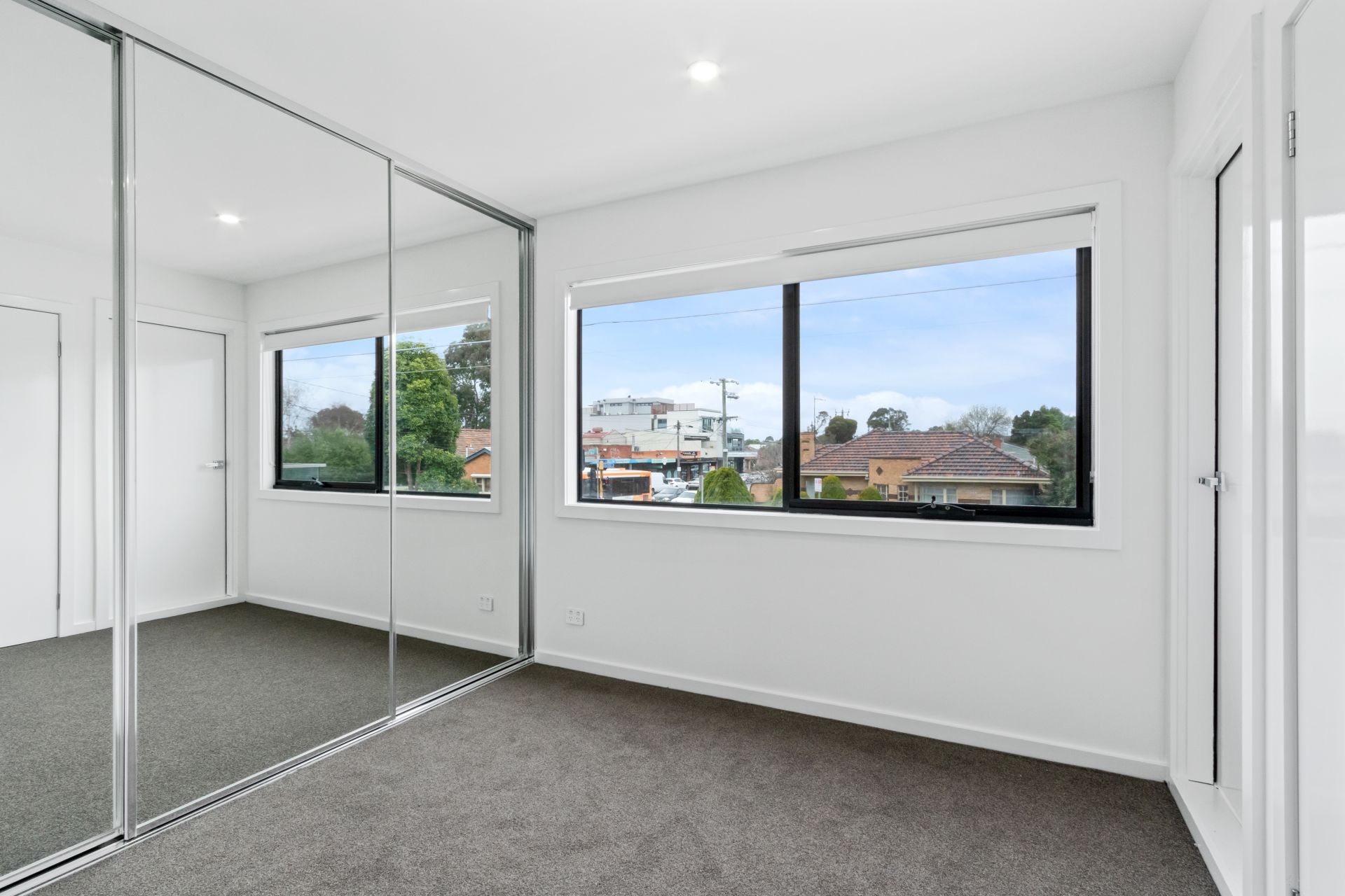 As New Luxury 2-Bedroom Apartment in Vibrant Northcote