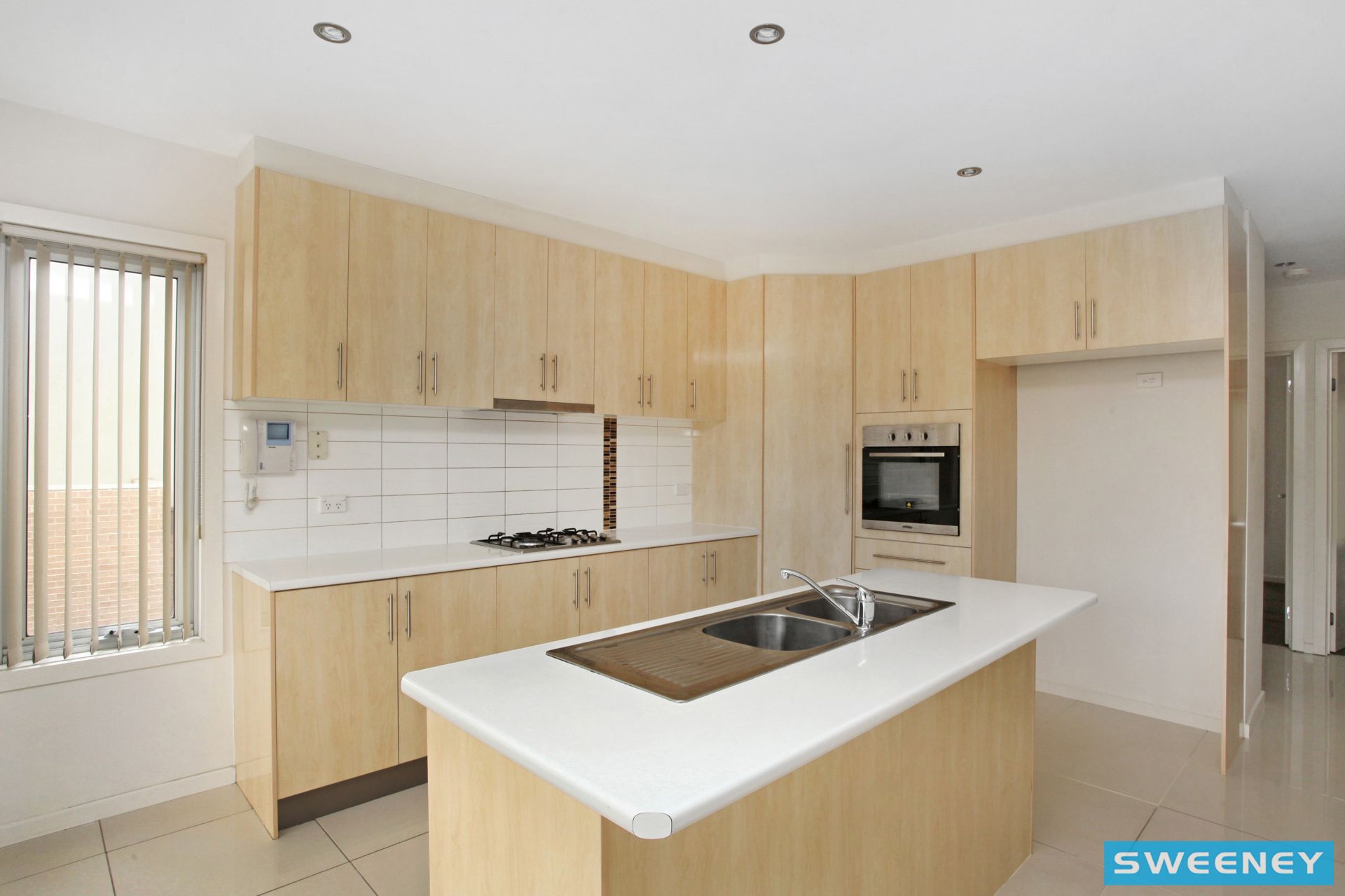 3/5-9 Strathvea Lane, Caroline Springs - Thumbnail 6