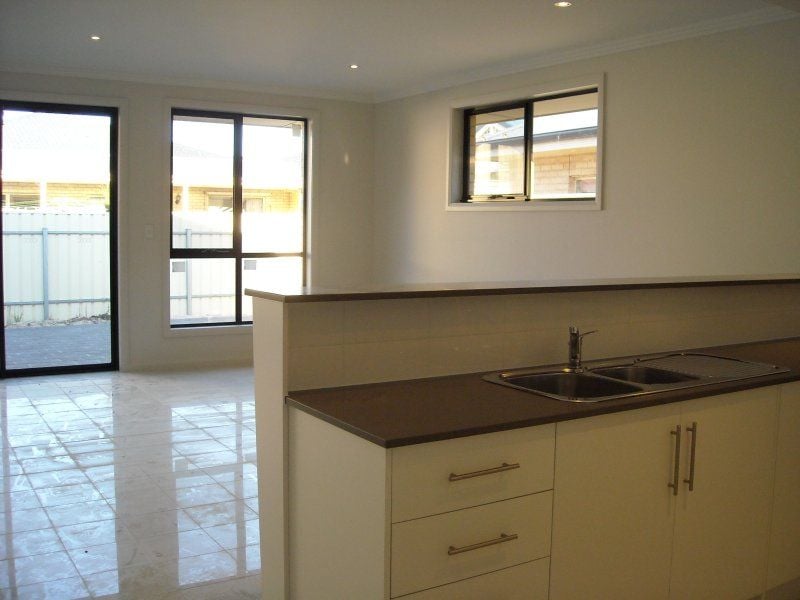 15 Monaco Crescent Grange 5022
