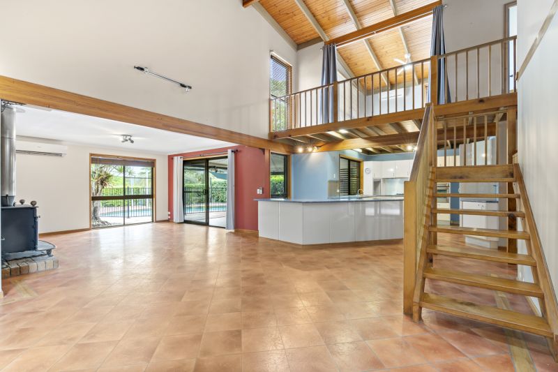 9 Karawatha Drive, Mountain Creek