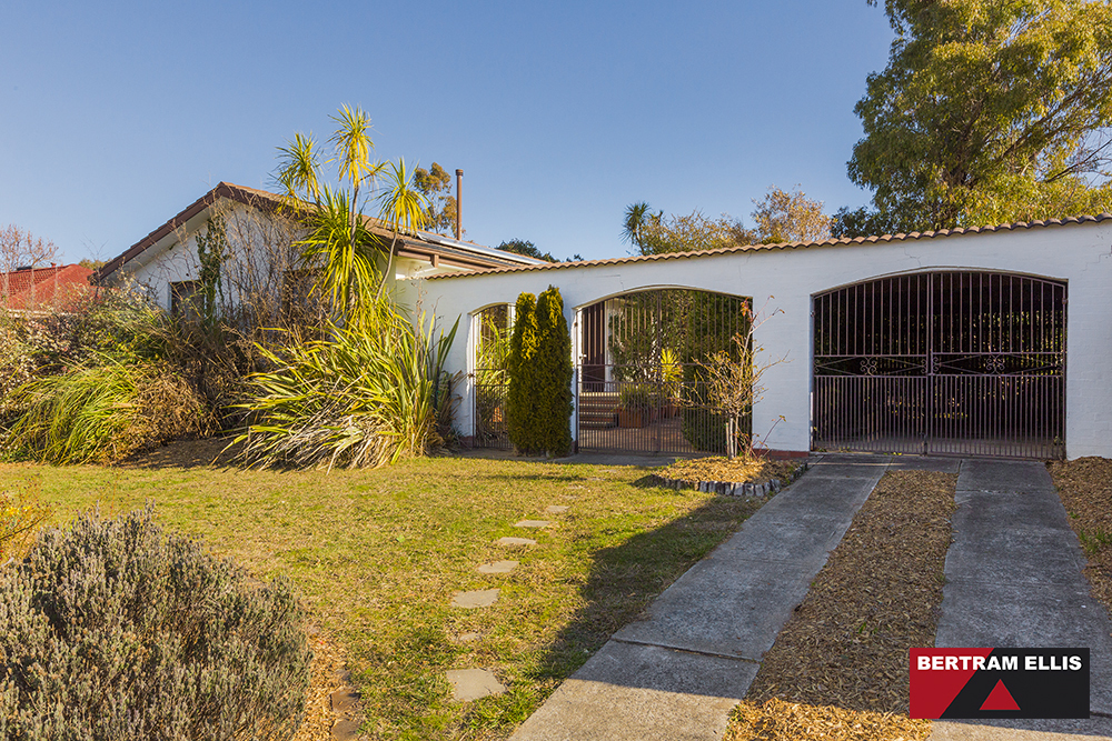 28 Boustead Circuit, Kambah - Thumbnail 3