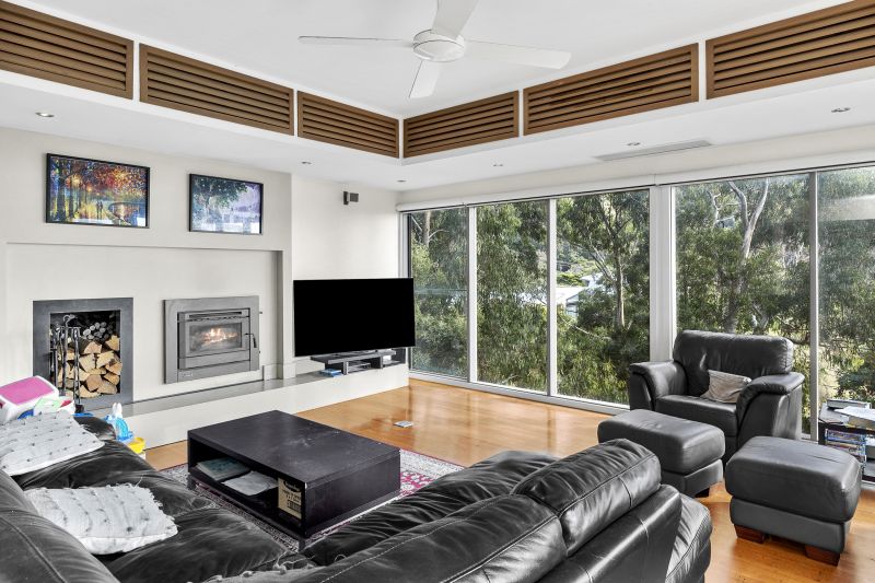 38 McRae Road, Wye River, VIC, Wye River - Thumbnail 5