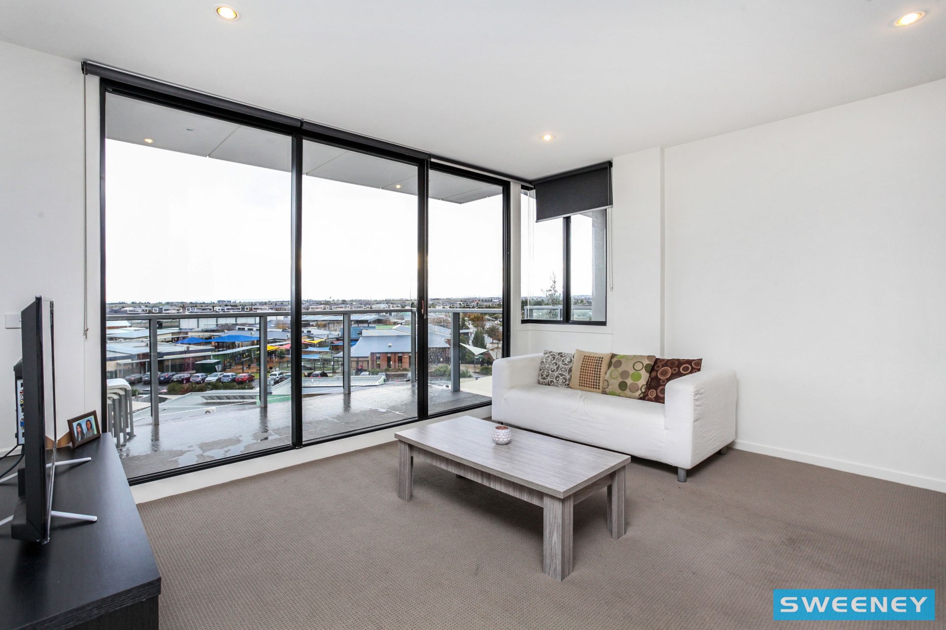 35/1 Woodward Way, Caroline Springs - Thumbnail 4