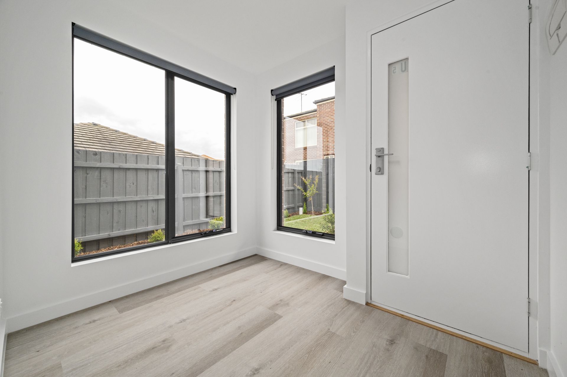 BRAND NEW 2 BEDROOM TOWNHOUSE