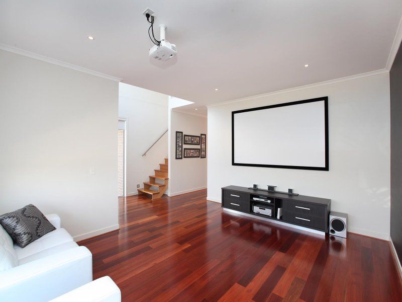 15 Damaine Circuit, Caroline Springs - Thumbnail 4