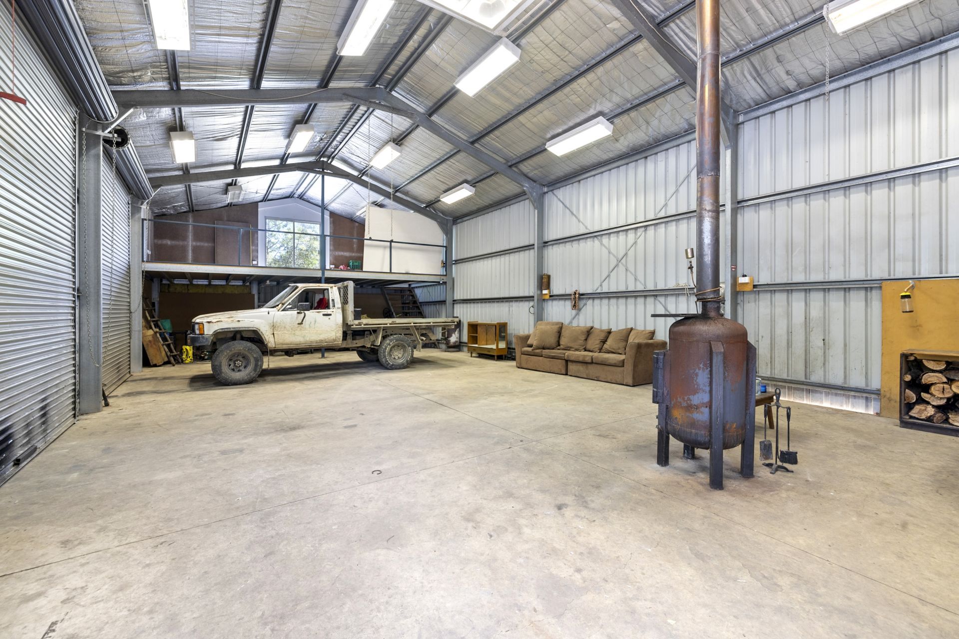 46 Armstrong Street, Creswick, Creswick - Thumbnail 2