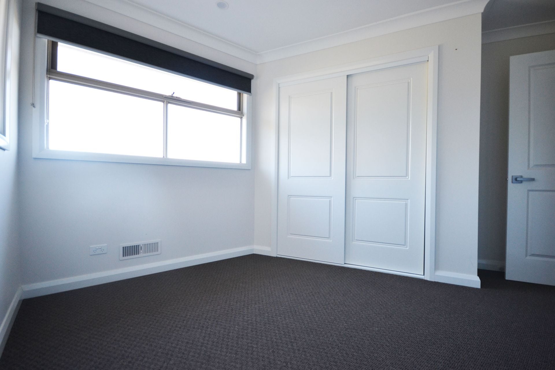 CONTEMPORARY DELIGHT - THE EPITOME OF ELEGANCE WITH PARKLAND VIEWS