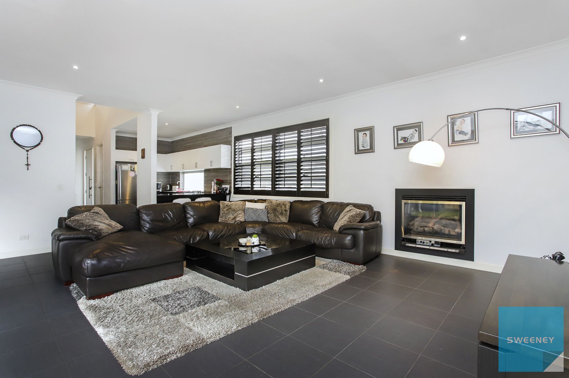 2 Irwin Gardens, Caroline Springs - Thumbnail 4