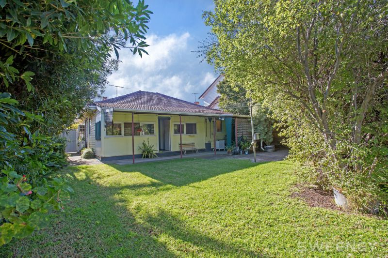 26 Stapley Crescent, Altona North - Thumbnail 6
