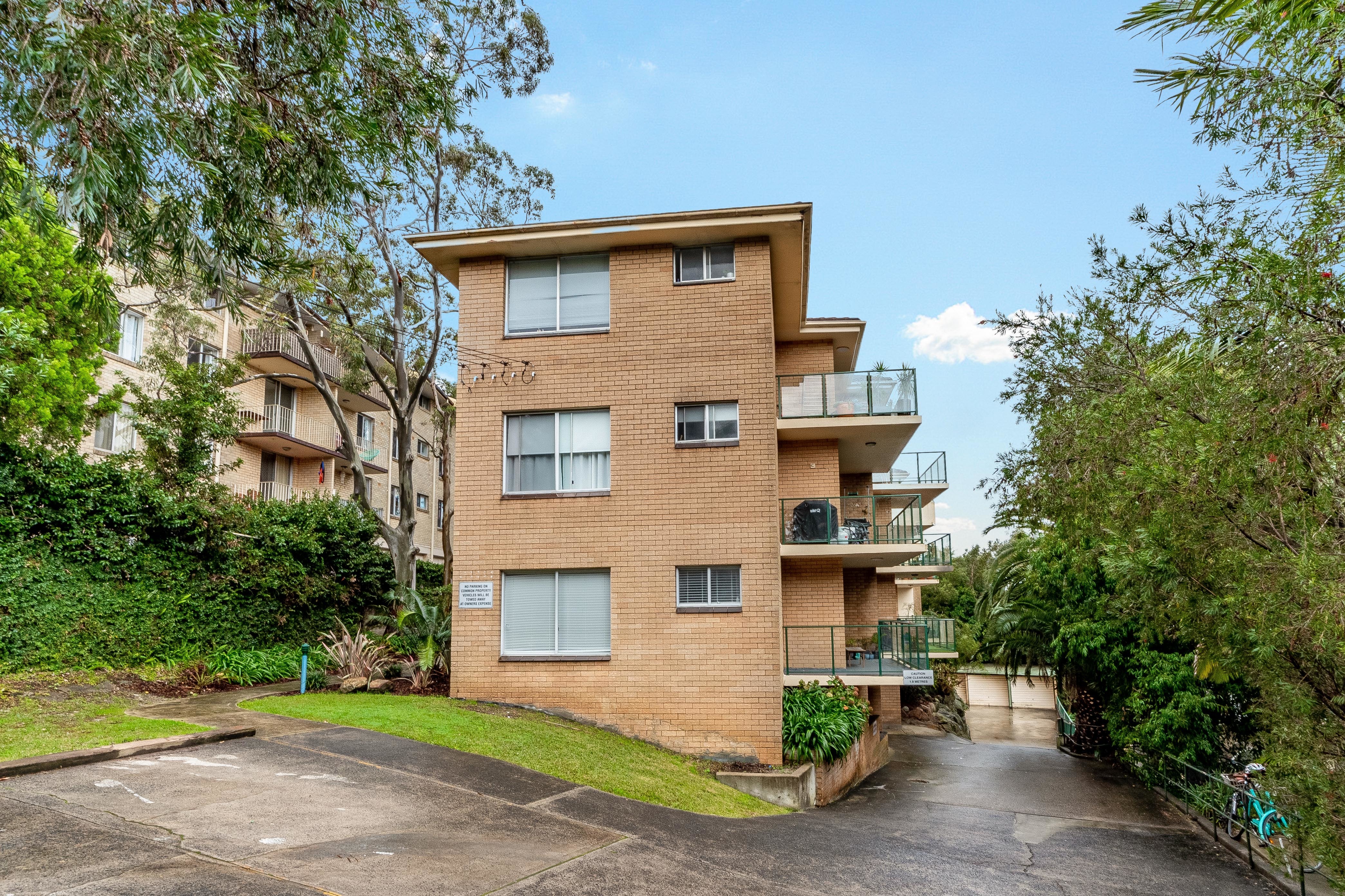 Real Estate For Lease 4/40 Burchmore Road Manly Vale , NSW