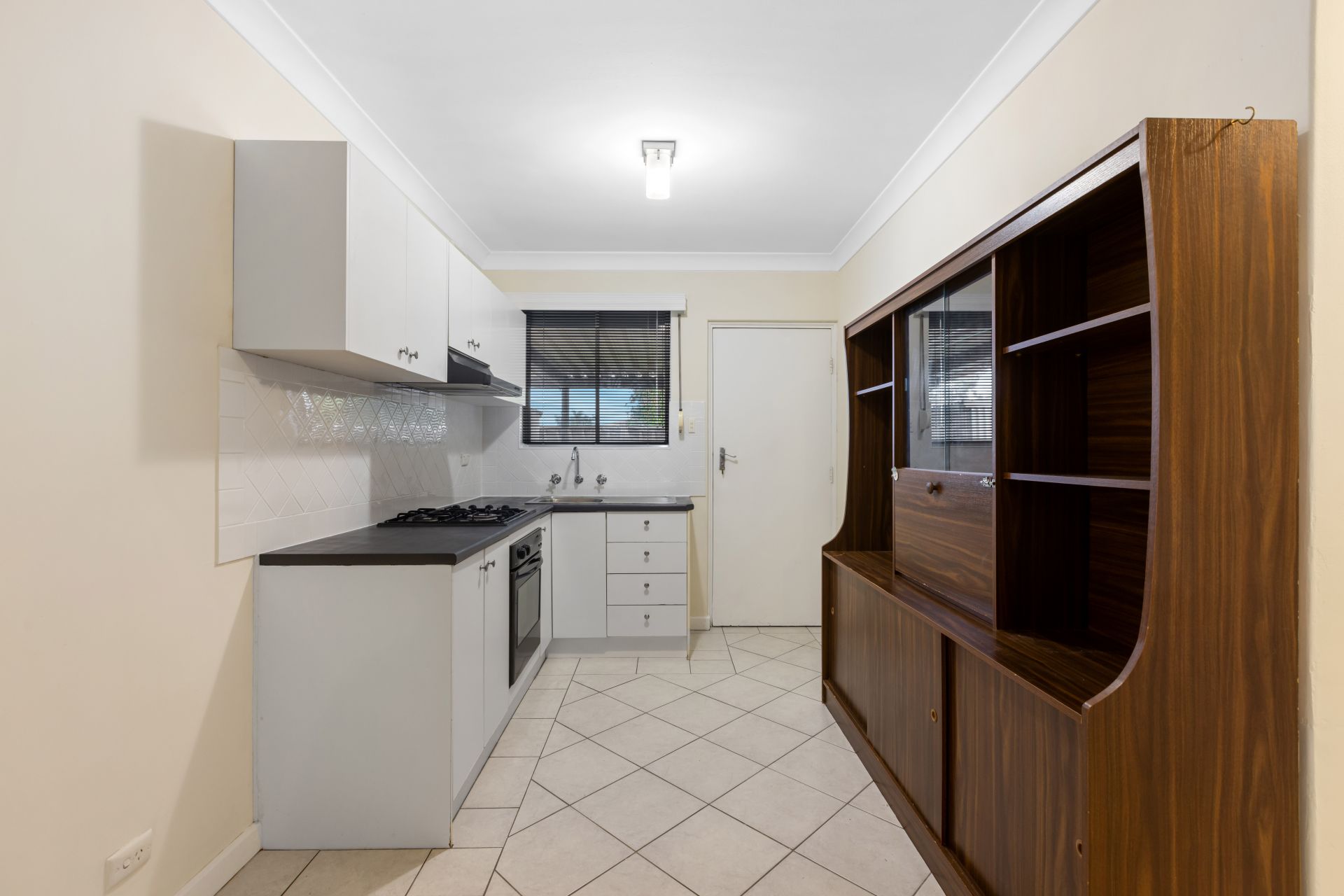 3/6-8 William Street, Kilburn - Thumbnail 4