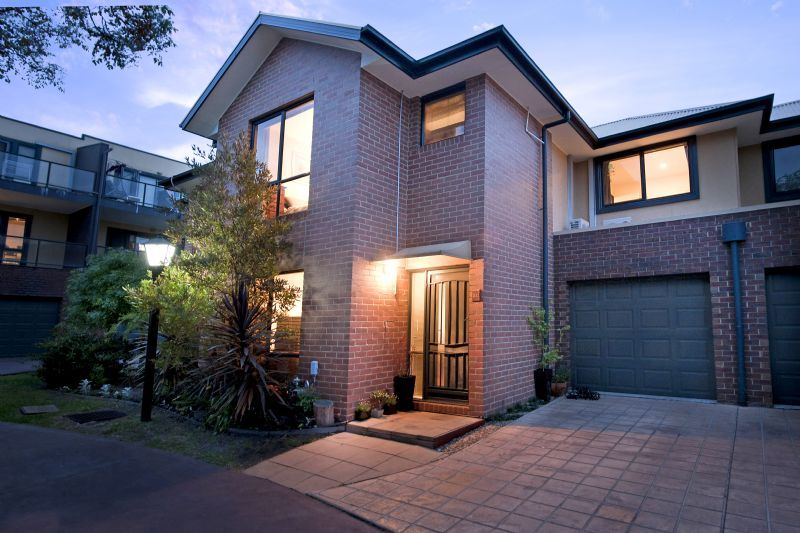 21/127 Somerville Road, Yarraville - Thumbnail 2