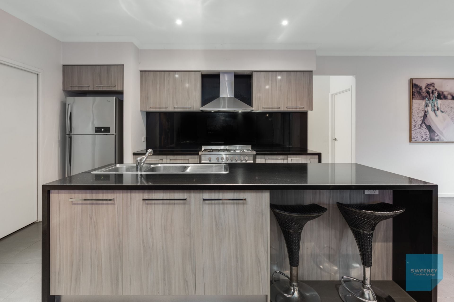 14 Luxor Drive, Fraser Rise - Thumbnail 5