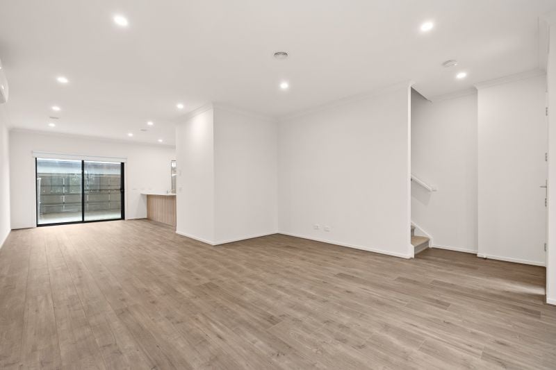 12/2 Westonbury Drive, Truganina