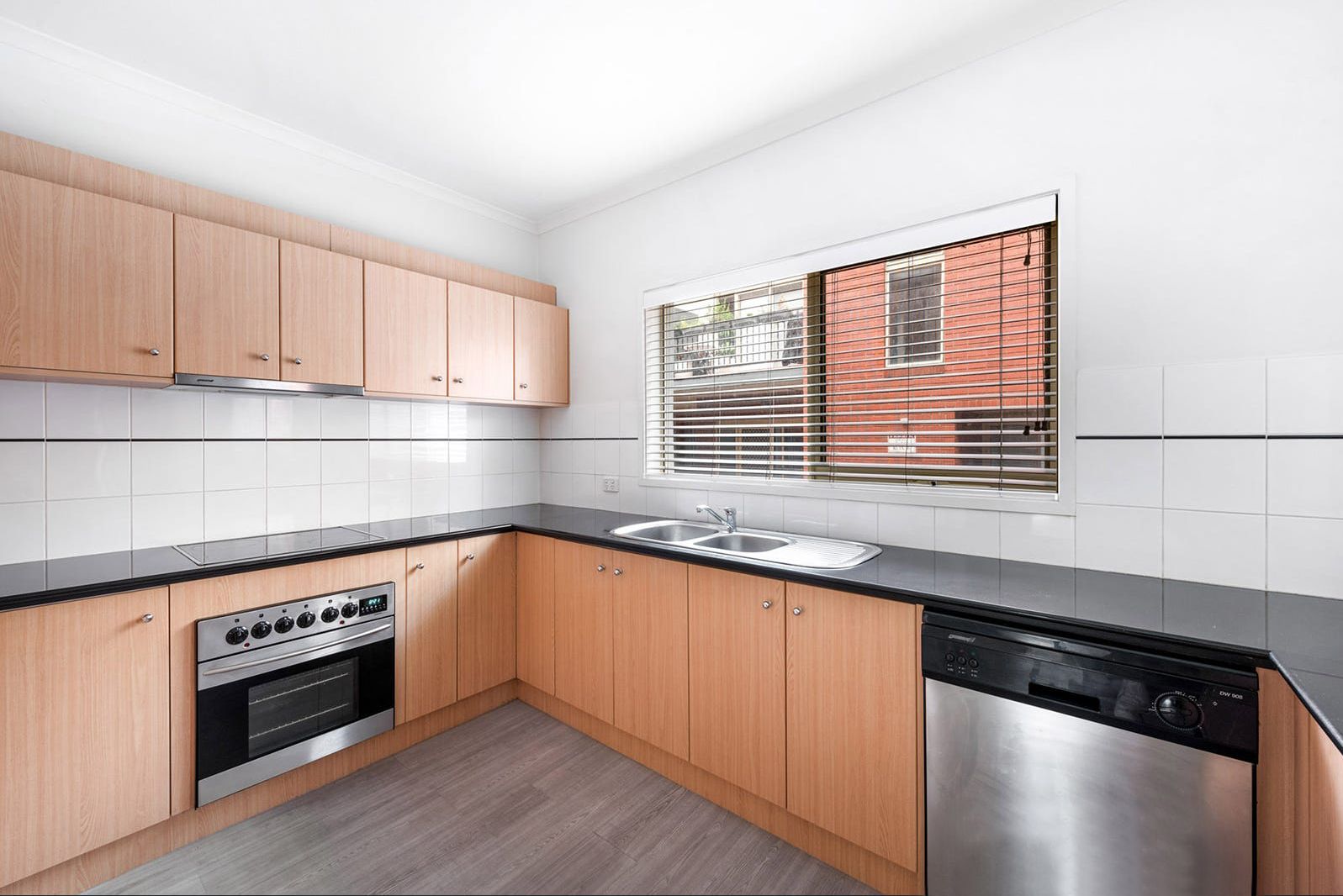 13/18 Mawbey Street Kensington VIC, Kensington - Thumbnail 3