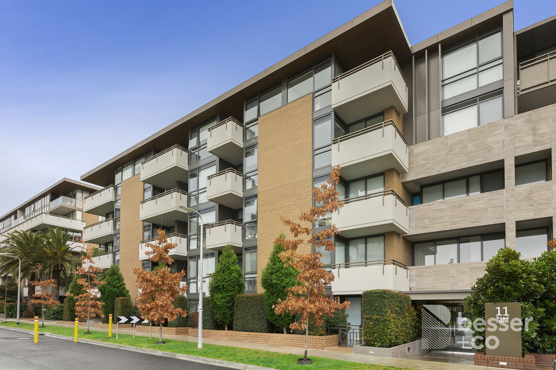 102/11 Bond Street, Caulfield North - Thumbnail 2