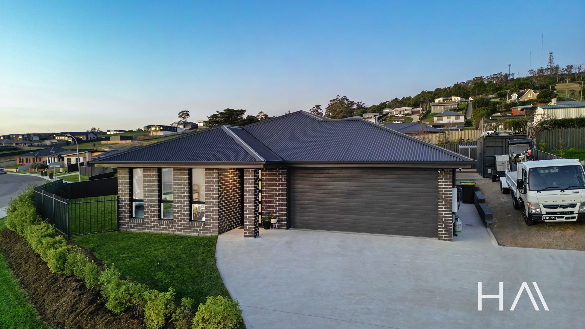31 Tenzing Drive St Leonards, St Leonards - Thumbnail 3