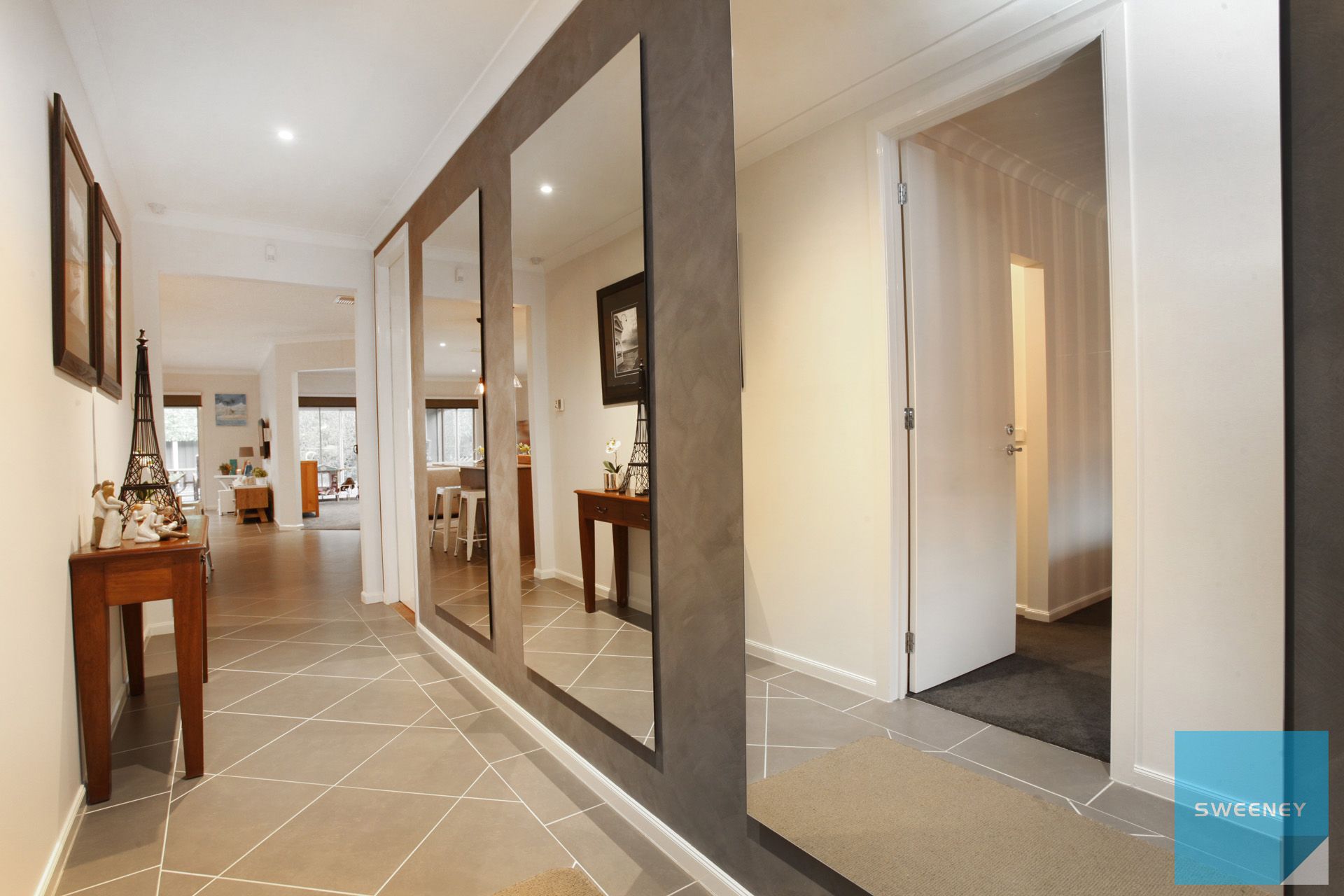 7 Belmore Court, Hillside - Thumbnail 4