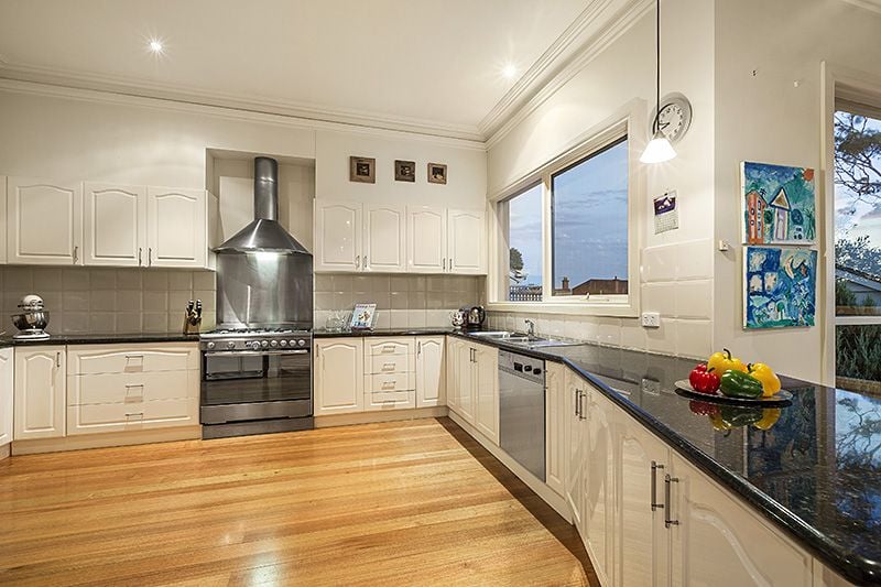 37 Stevenson Street, Kew - Thumbnail 4