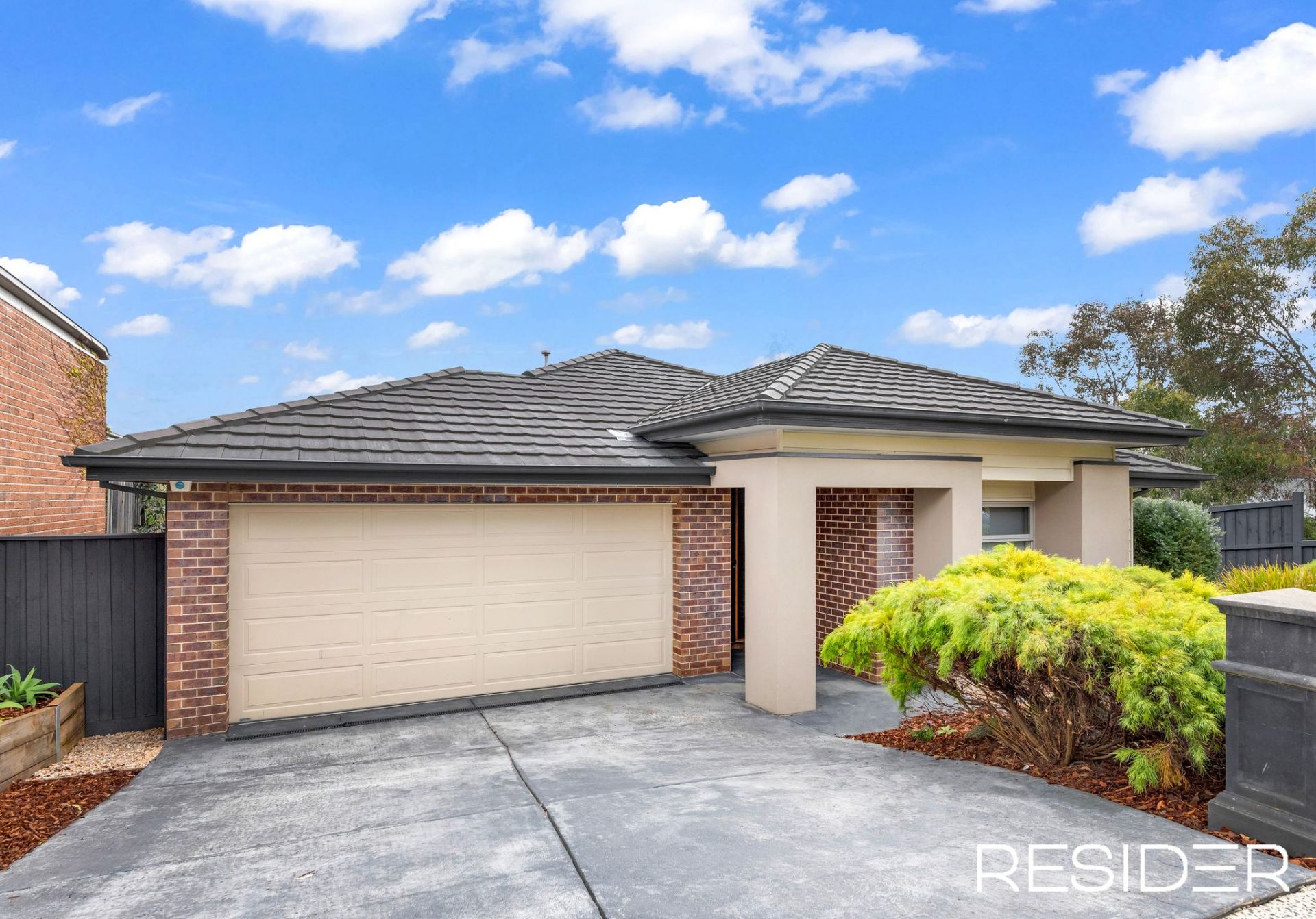 21 Nash Grove Doreen, Doreen - Thumbnail 2