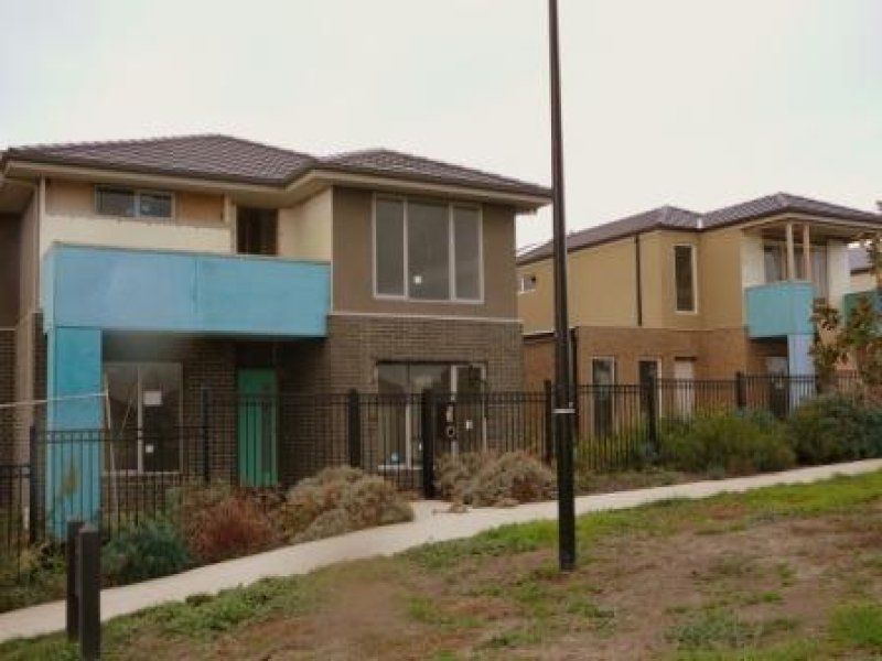 16 Isaacs Walk, Point Cook - Thumbnail 3