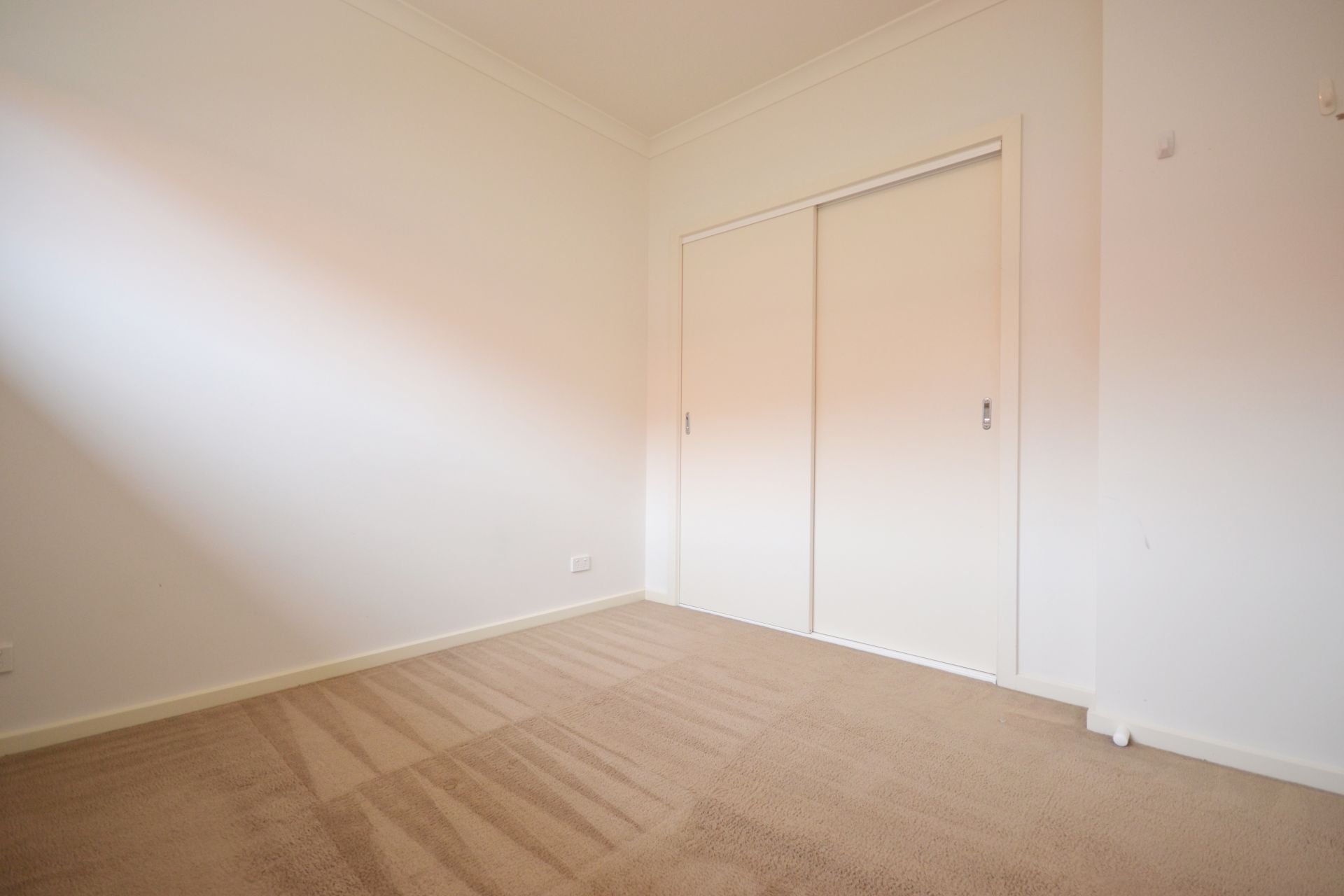 ENTICING LOCATION WITH AN ENVIABLE LIFESTYLE