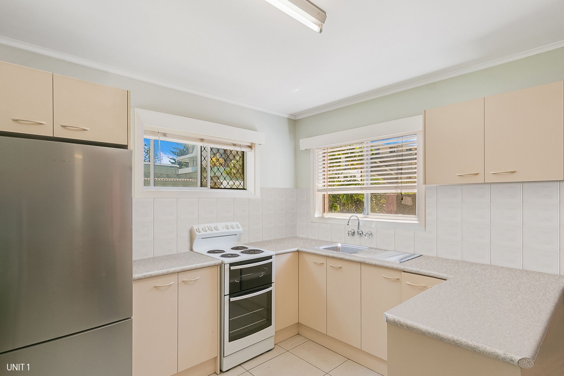 41 Eden Avenue Rainbow Bay QLD, Rainbow Bay - Thumbnail 5