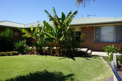 20 Beverley Place, Glen Iris, 