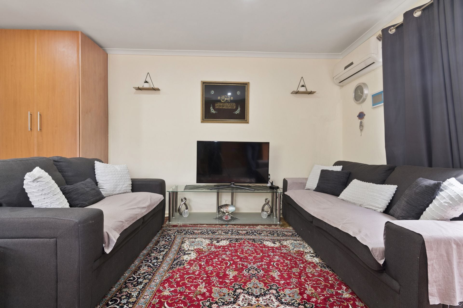 4 BEDROOM FAMILY HOME - SURPRISE PACKAGE