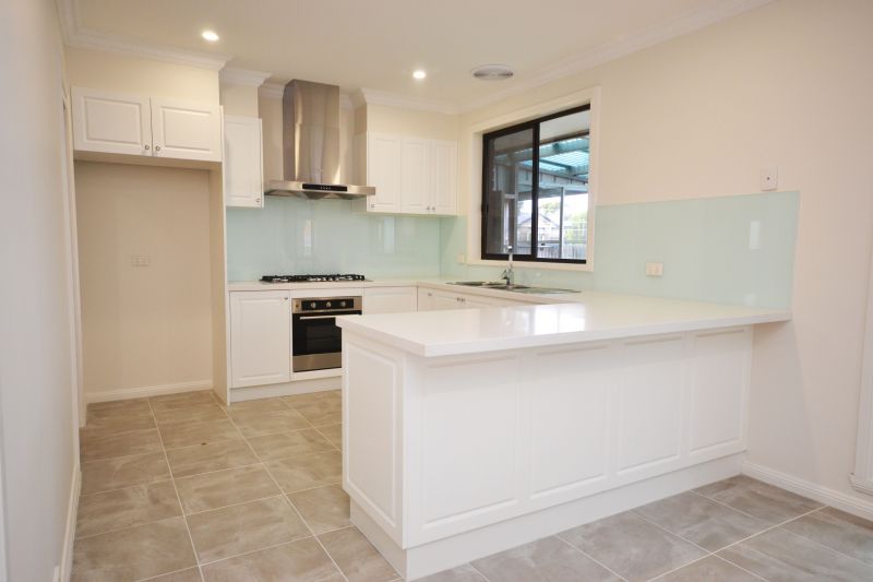 2/85 Cuthbert Road, Reservoir