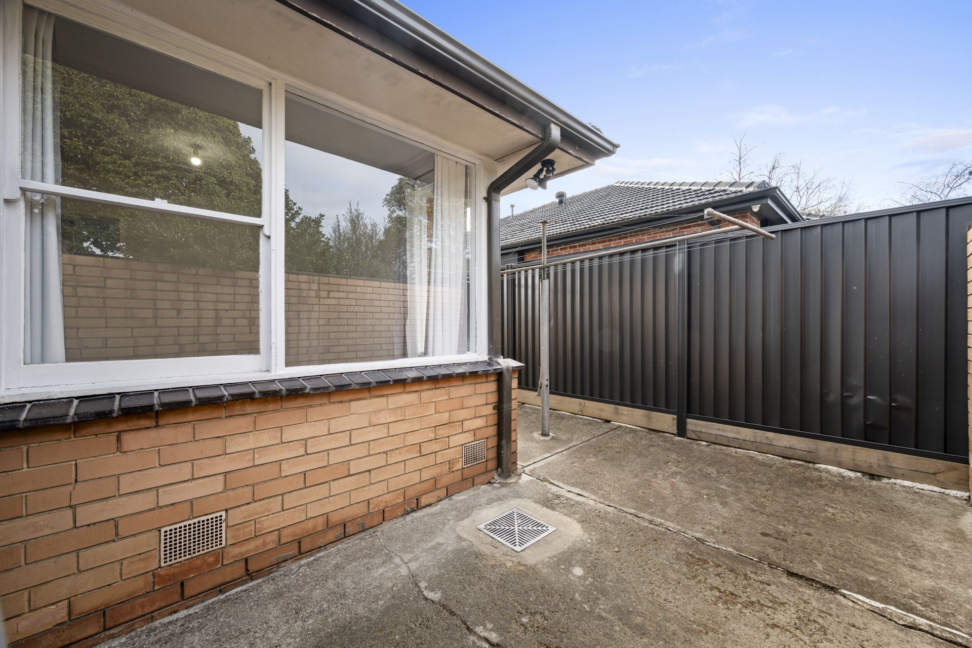 Freshly Updated Unit in a Prime Reservoir Location