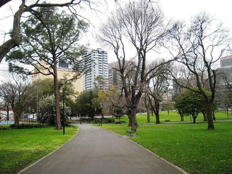 28 Jeffcott Street WEST MELBOURNE VIC, West Melbourne - Thumbnail 2