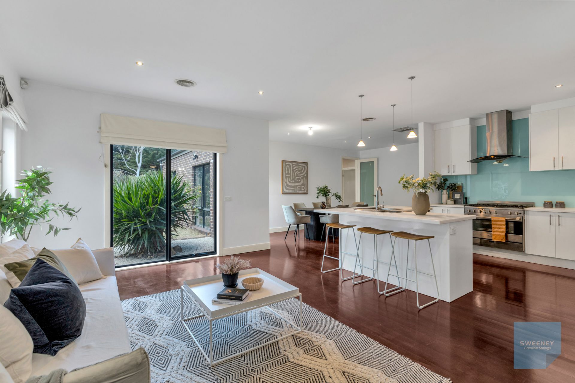 9 Royal Park Avenue, Caroline Springs - Thumbnail 8