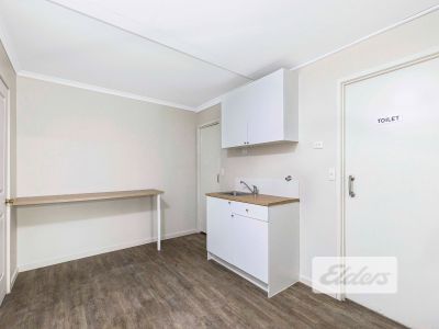 OFFICE/WAREHOUSE OPPORTUNITY IN WEST END: INVEST OR OWNER OCCUPY!!