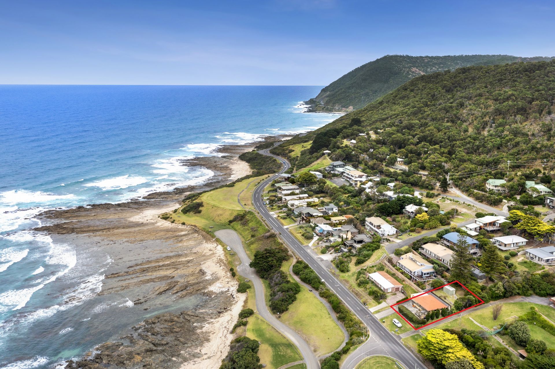 Real Estate For Sale 18 Ocean Road South Road Lorne , VIC