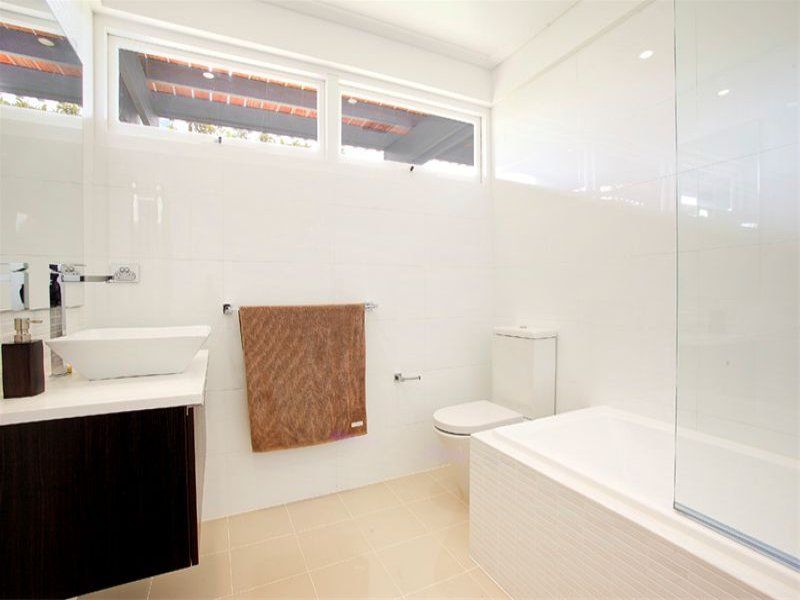 25 riviera Avenue AVALON NSW, Avalon - Thumbnail 2