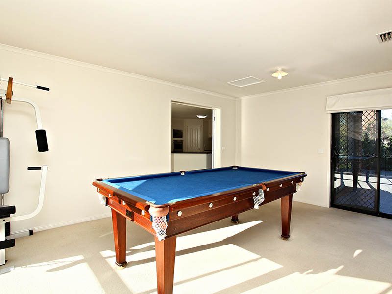 17 Barlow Close, Caroline Springs - Thumbnail 7
