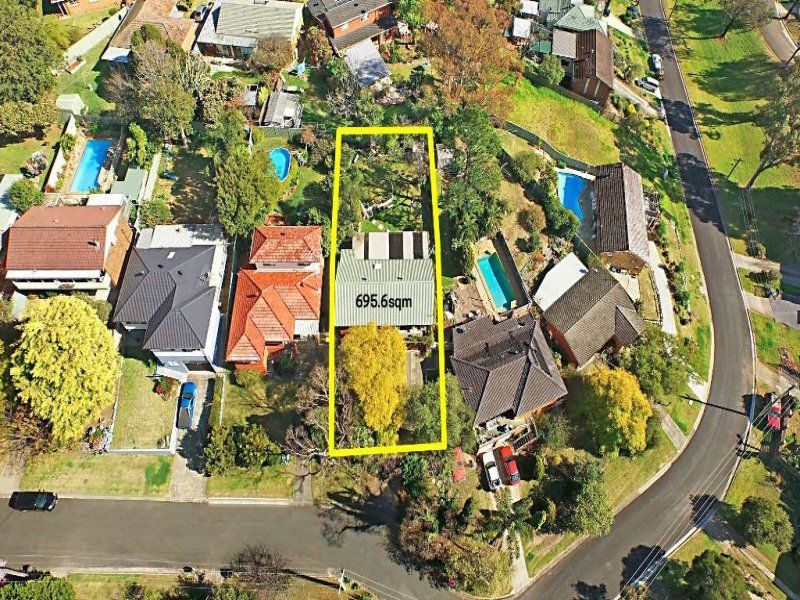 Real Estate For Sale 1 Reiby Place Bradbury , NSW