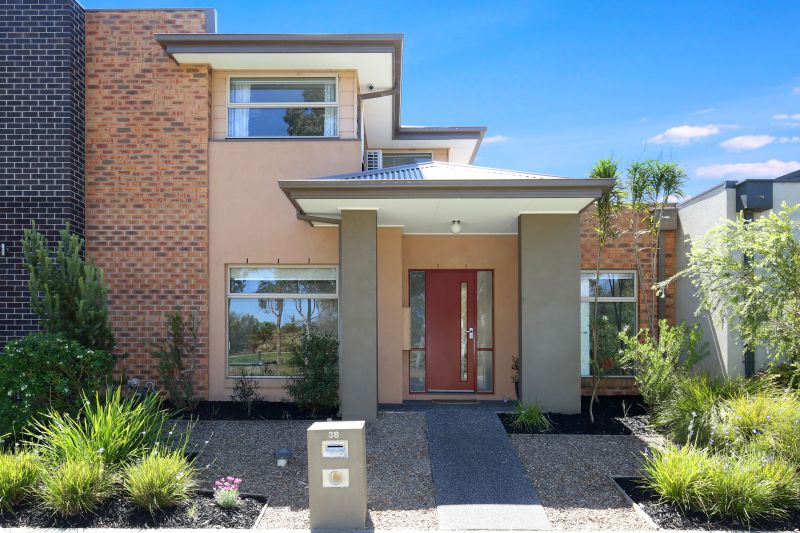 38 Gammage Boulevard, Epping