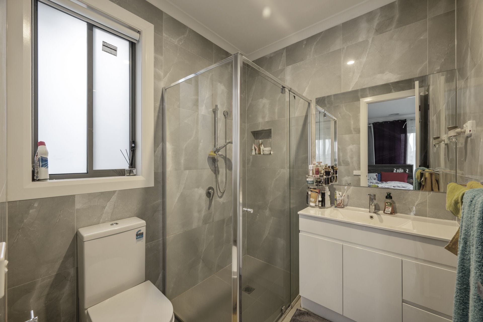 SPACIOUS FAMILY HOME IN A PRIME LOCATION