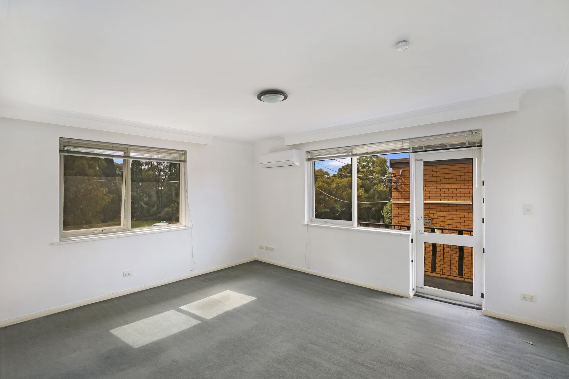 Spacious Two Bedroom Apartment!